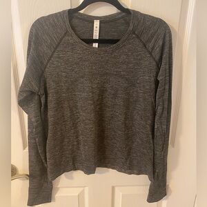 Lululemon swiftly tech long sleeve race length size 14